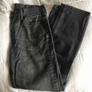 Grey Levi’s 514 Jeans